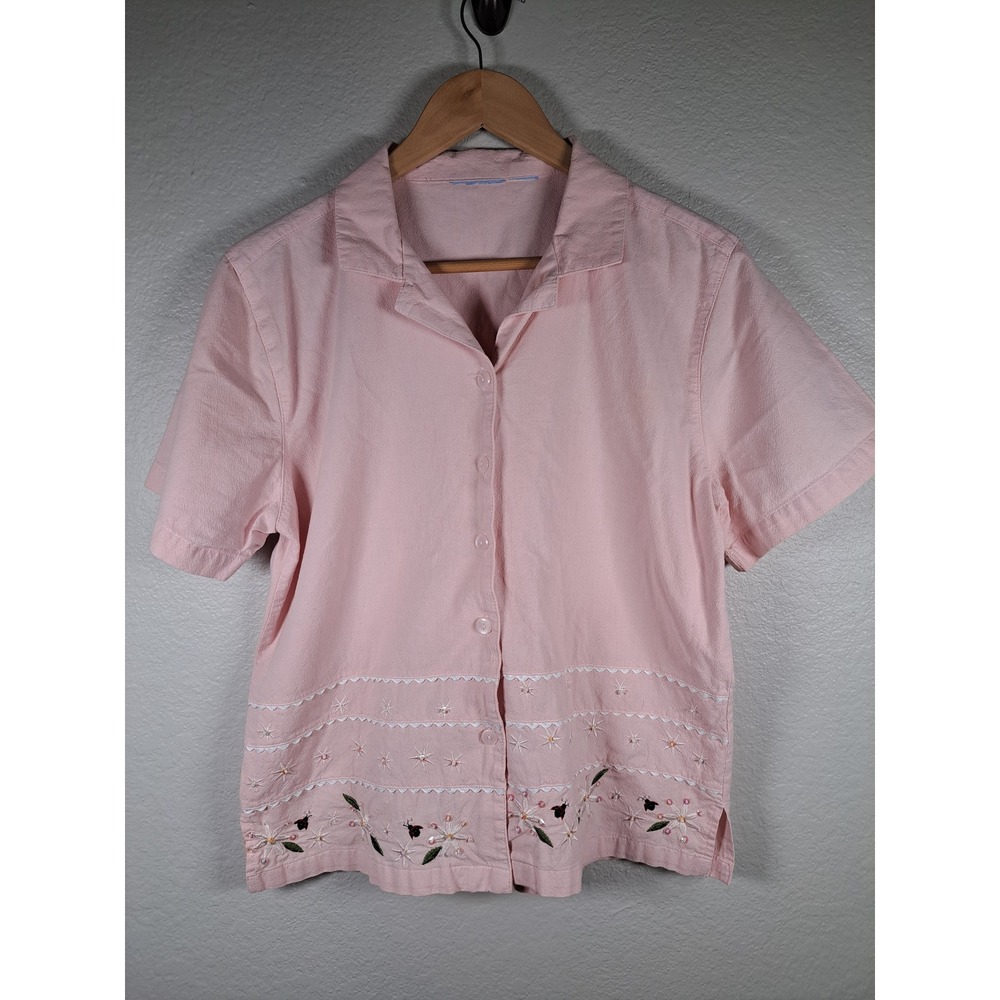 Vintage Pink Embroidered Ladybug Floral Rickrack Button Up Shirt Short Sleeve